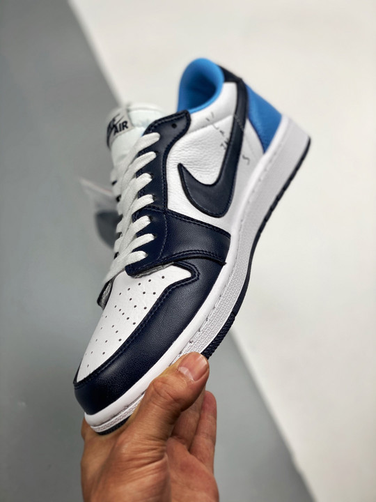 Travis scott x air jordan 1 low uncwhite navy blue
