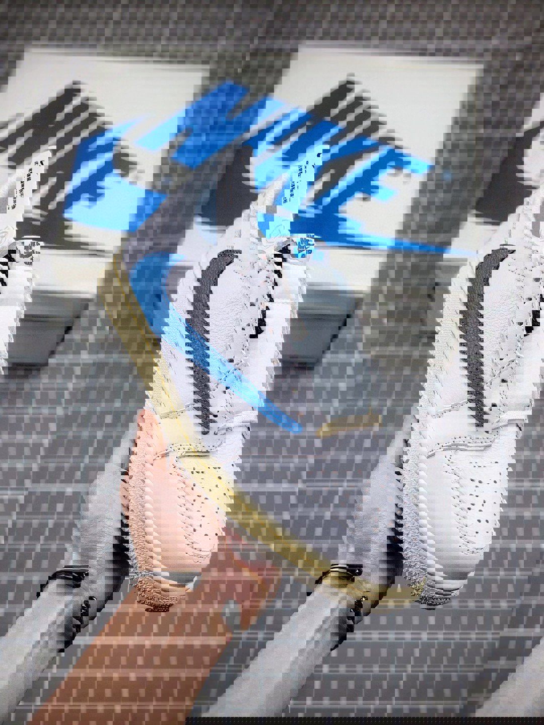 Travis scott x fragment x air jordan 1 low og white/blue/sail