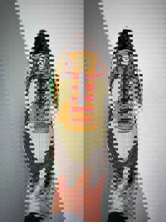 Travis scott x nike air max 1 baroque brown/lemon drop-wheat-chile red