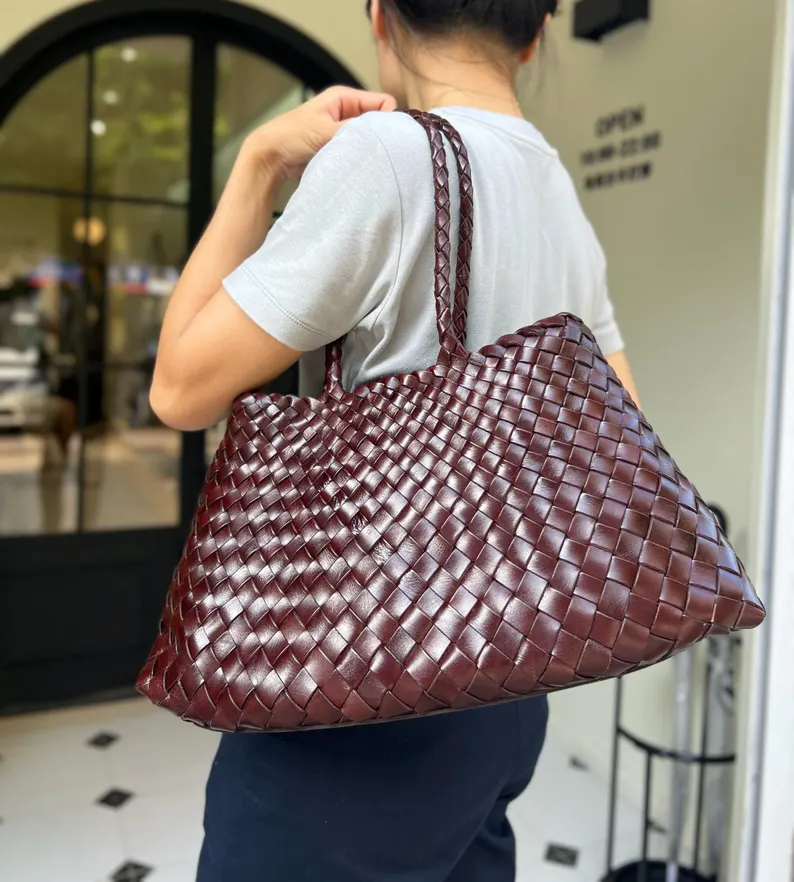 Mila Retro hand-woven first-layer cowhide shoulder bag