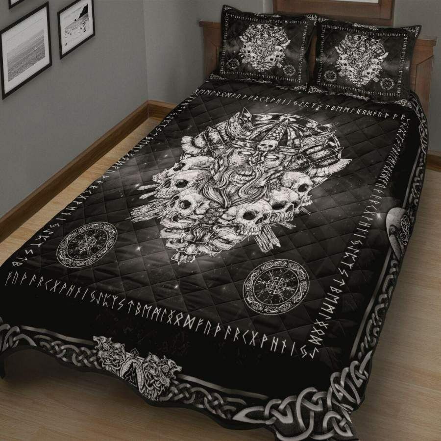 Nordic viking skull quilt set