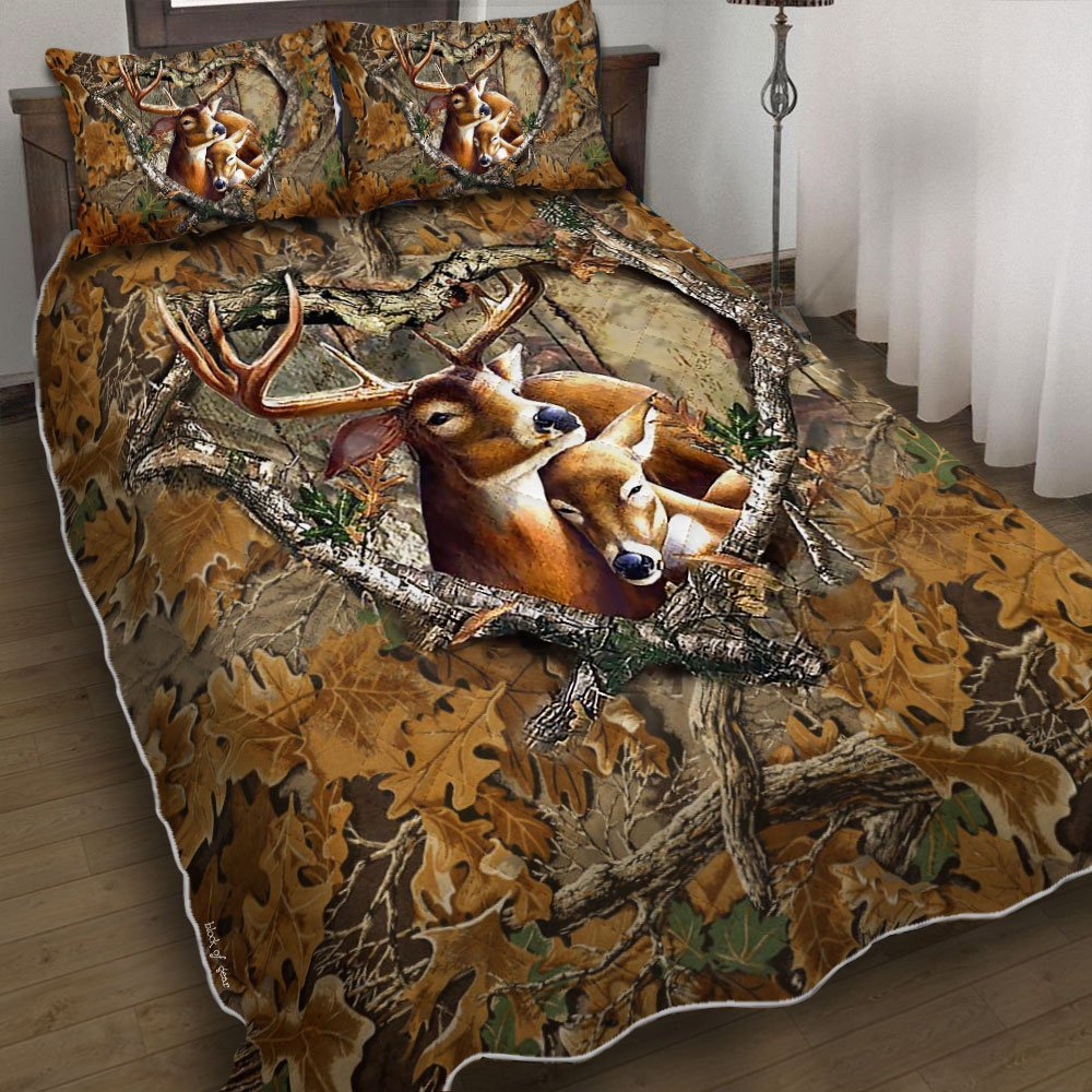 Personalized deer hunting couple quilt bedding set