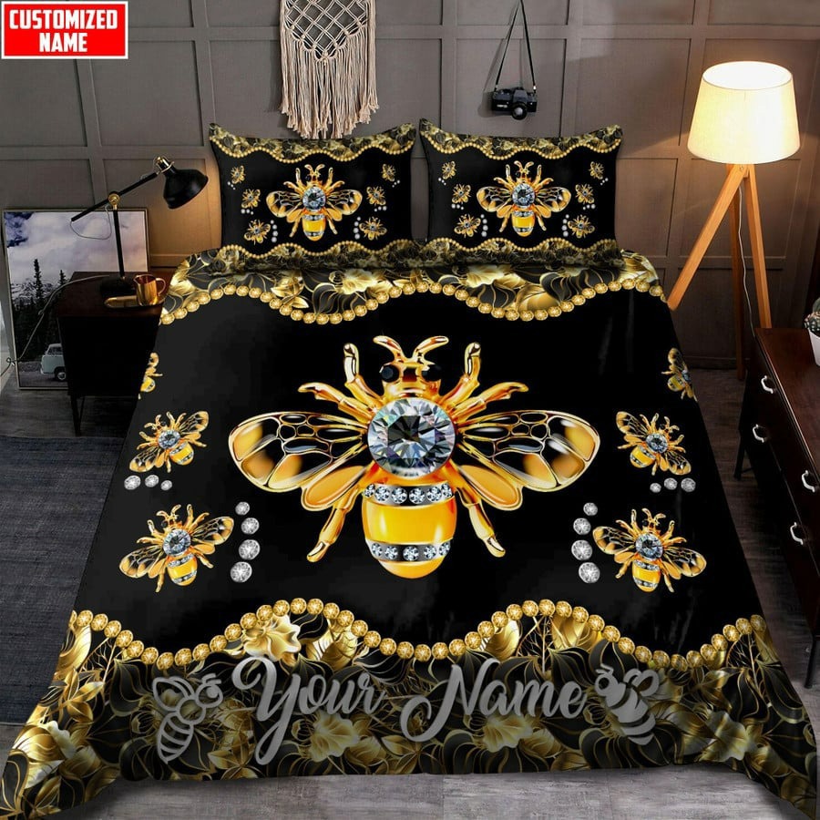 Custom name bee bedding set