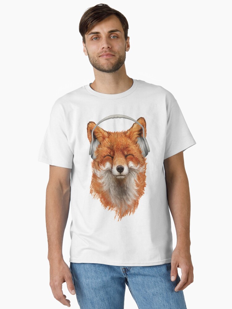 Smiling Musical Fox Classic T-Shirt