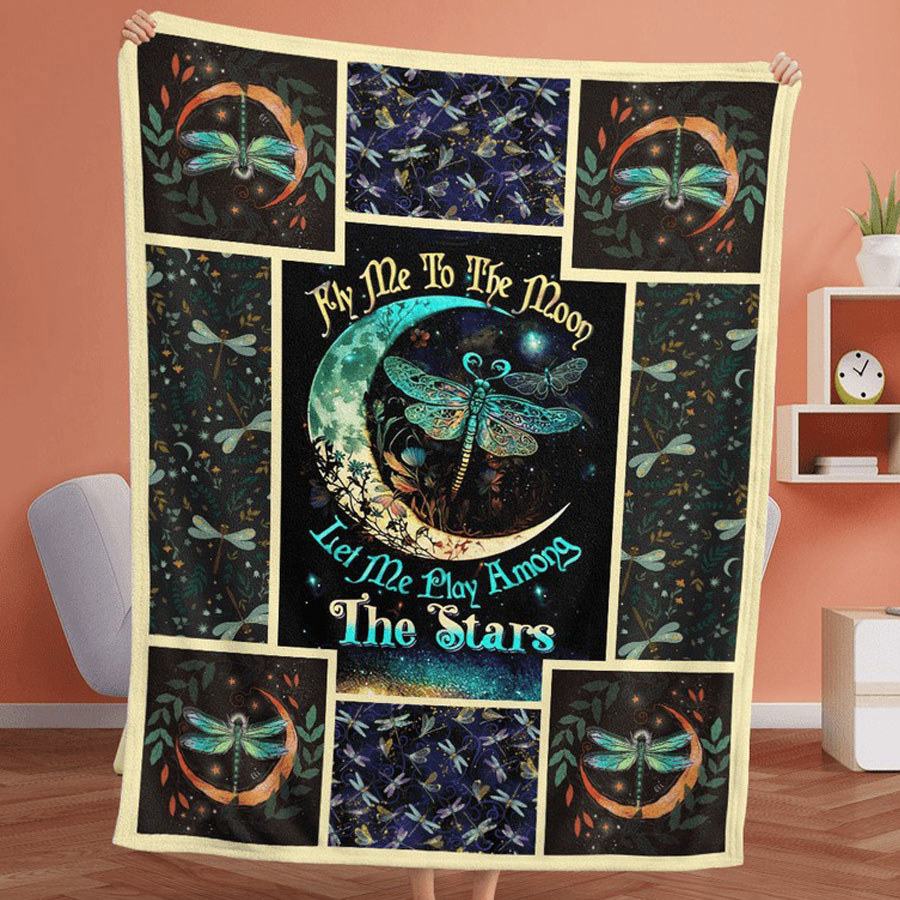 Dragonfly blanket fly to the moon