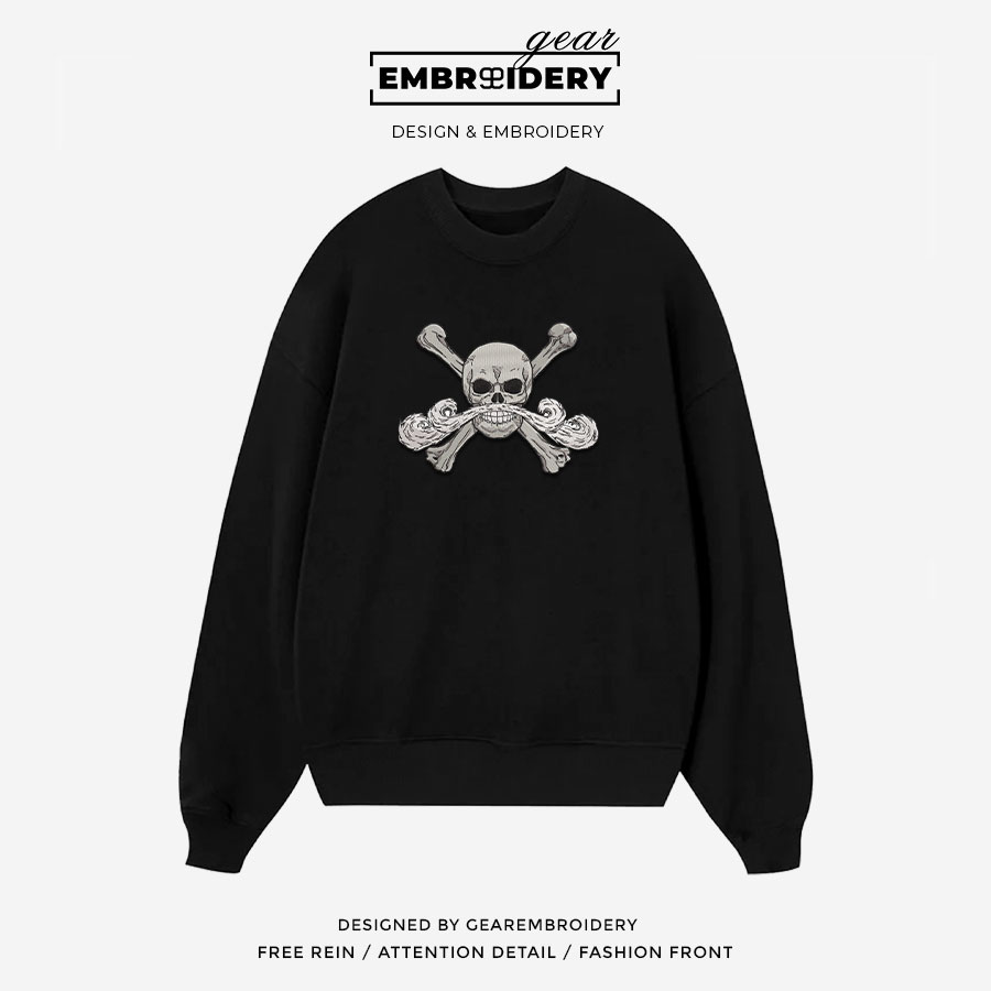 Roger jolly roger logo One Piece Embroidered Design Personalized Embroidered T Shirt Sweatshirt Hoodie Clothing OP0169
