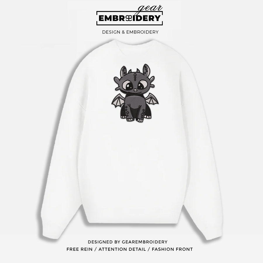 Toothless How to Train a Dragon Personalized Embroidered T Shirt Sweatshirt Hoodie Clothing HTD008