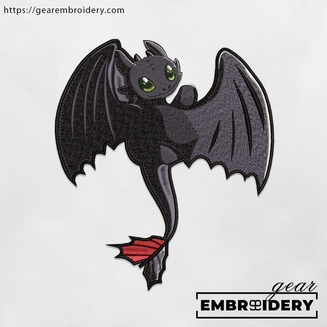 Toothless How to Train a Dragon Personalized Embroidered T Shirt Sweatshirt Hoodie Clothing HTD009