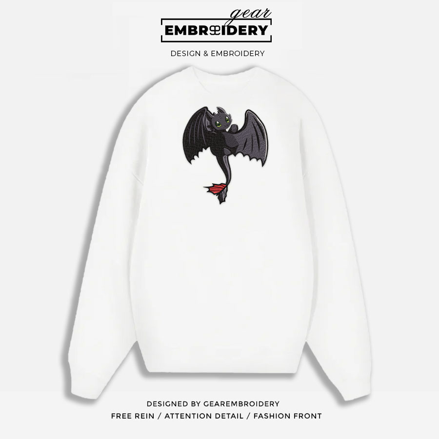 Toothless How to Train a Dragon Personalized Embroidered T Shirt Sweatshirt Hoodie Clothing HTD009