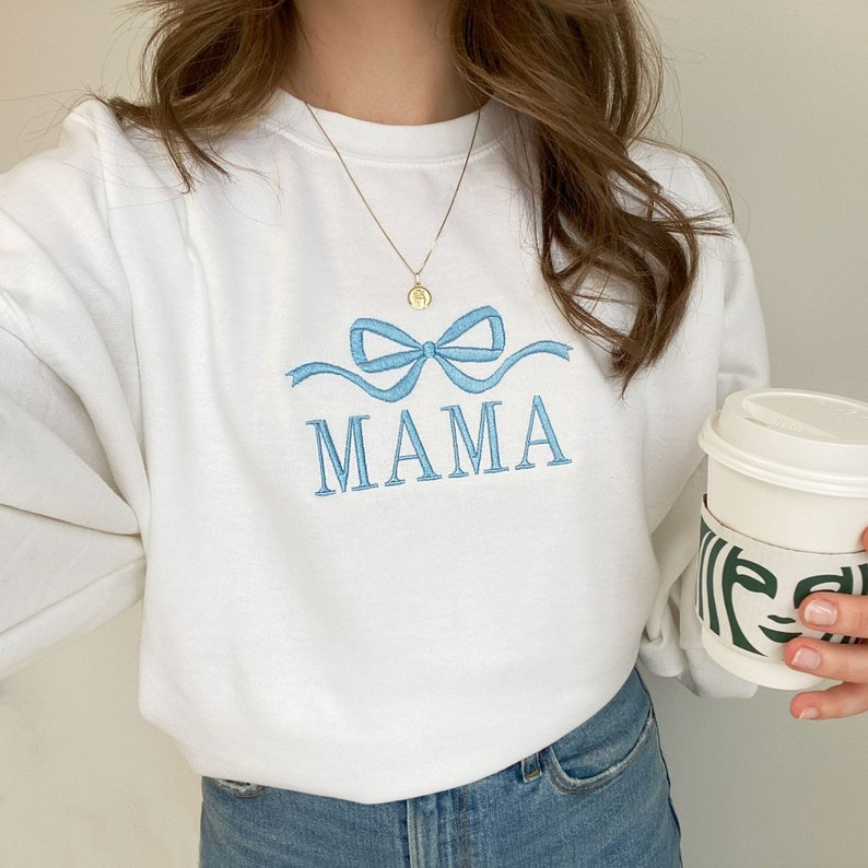 Personalized Mama Bow Embroidered Crewneck Sweatshirt Personalized Crewneck Pullover, MAMA Sweatshirt , Mother's Day Gift Idea