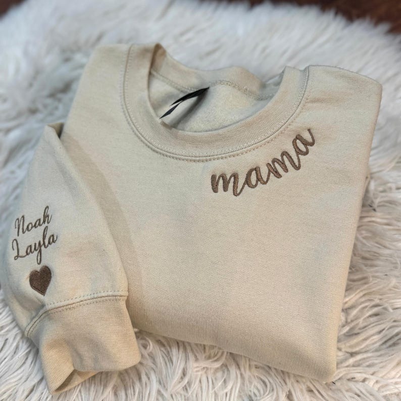 Custom Mama Embroidered Sweatshirt, Mama Sweatshirt, Personalized Mom Embroidered Sweatshirt, Pregnancy Announcement, Mother's day ideal Gift