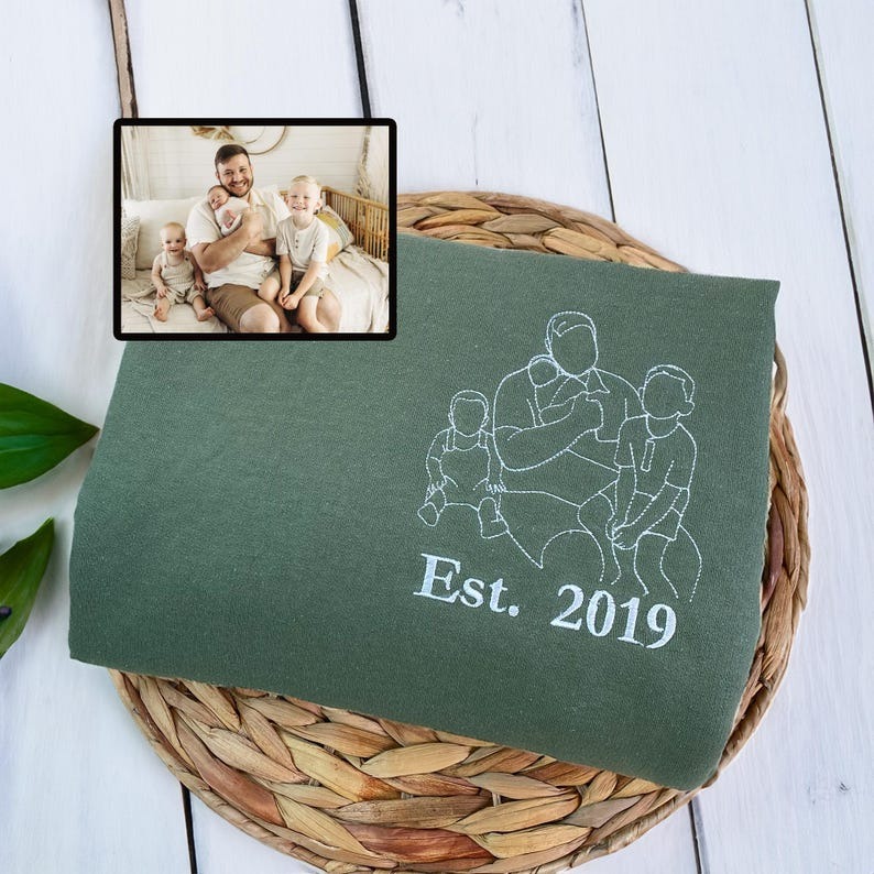 Personalized Dad Sweatshirt With Picture, Custom Embroidered Portrait from Photo Hoodie, Dad Portrait, Family Portrait, Dad Sweatshirt