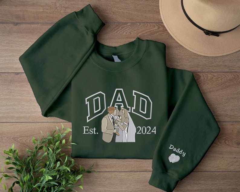 Custom Daddy Photo Sweatshirts, Embroidered Sketch from Portrait Sweater, Custom Dad Est Year with Name Jumper, Memorial Father's Day Gifts