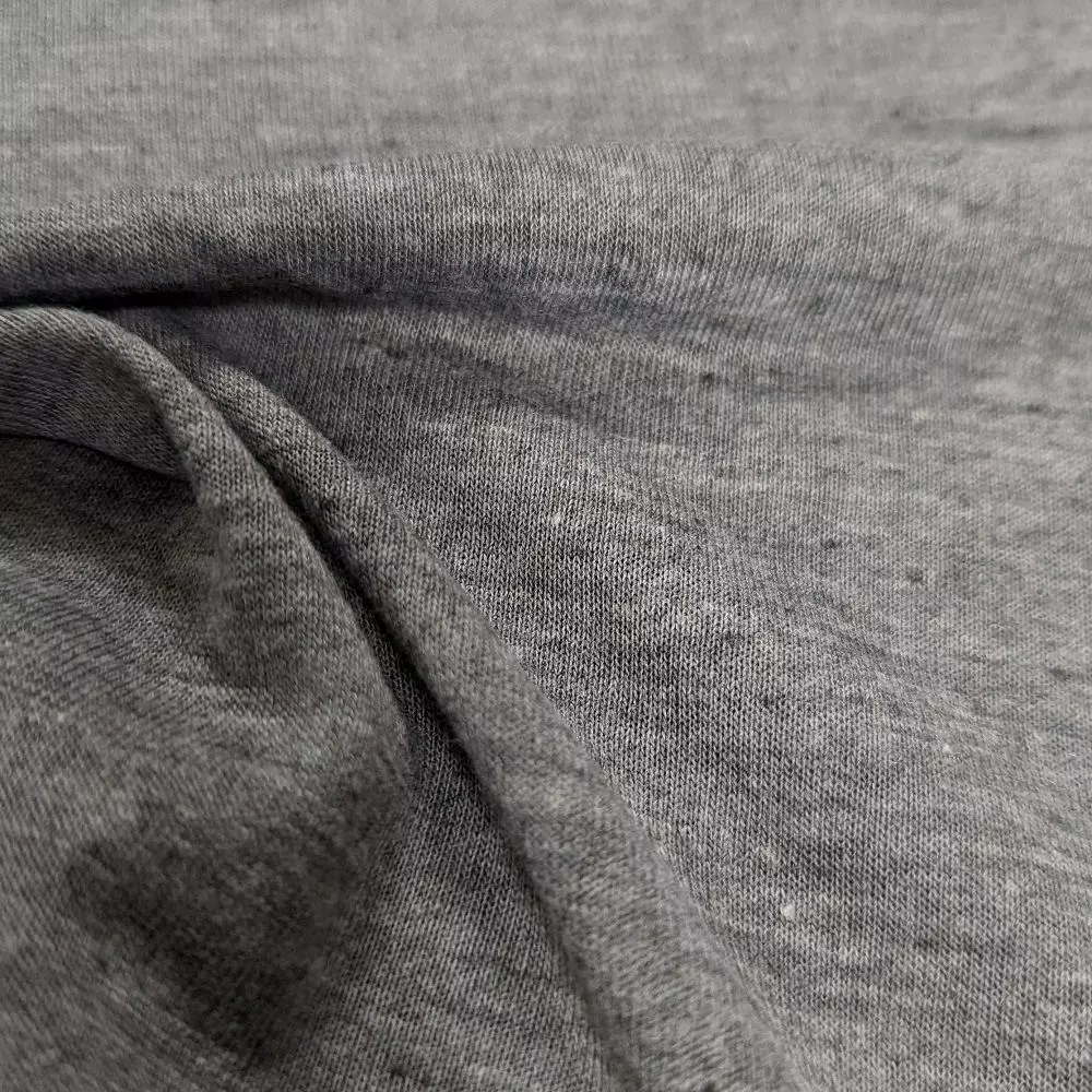 Vì sao vải dệt kim được yêu thích trong thời trang thể thao?